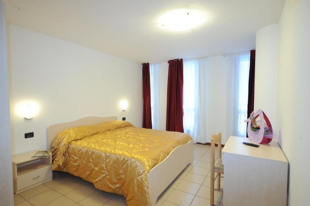 Affittacamere Lago Rotondo Mezzana  Exterior foto