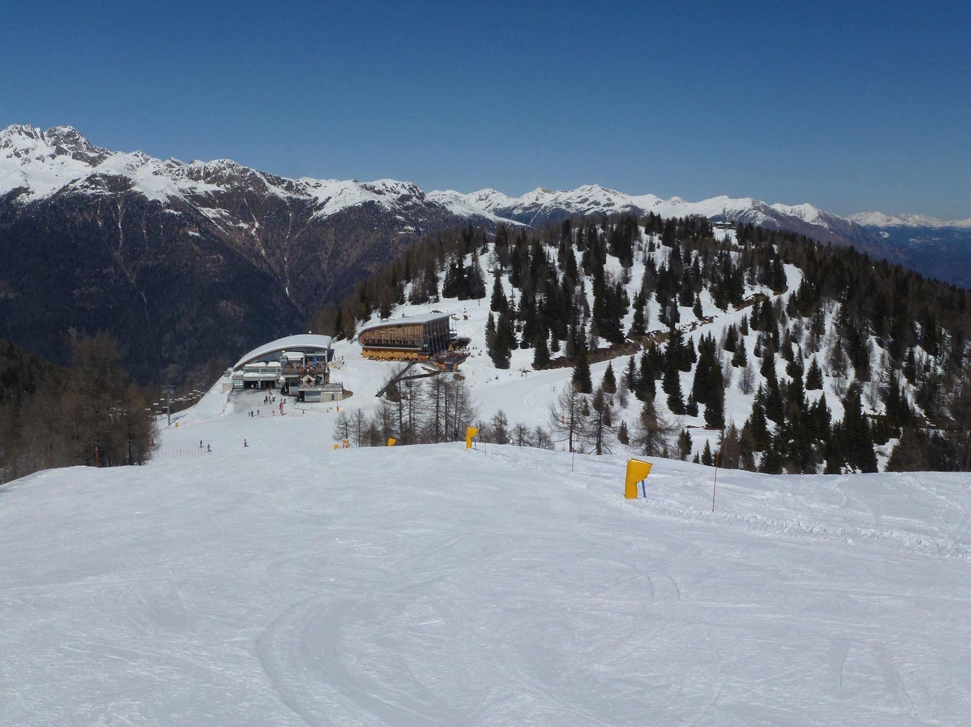 Affittacamere Lago Rotondo Mezzana  Exterior foto